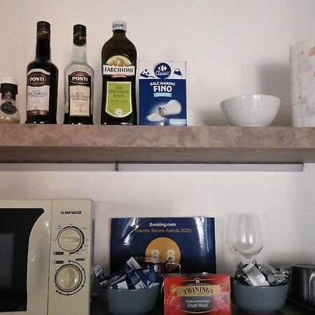 Lovely Apartments In City Centre "Third Floor, Without Elevator" Рим Екстериор снимка